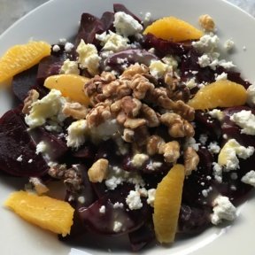 Gluten-free beet salad from Spris Pizza